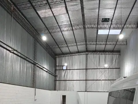 Local en Alquiler en Francisco Álvarez, USD 1.850