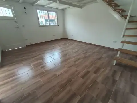 Depto Tipo Casa en Alquiler 2 años