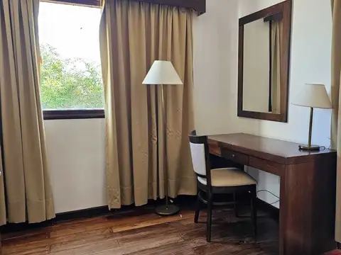 Hotel en Venta en Ituzaingo, USD 22