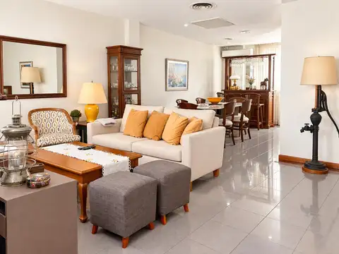 Piso Completo 198 m² en Av. Callao | Junto al Hotel Savoy