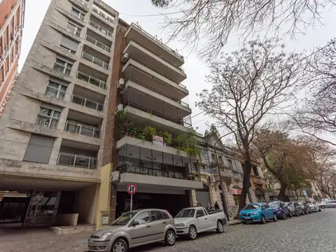 Venta 4 ambientes con cochera, Zona  Belgrano "R".