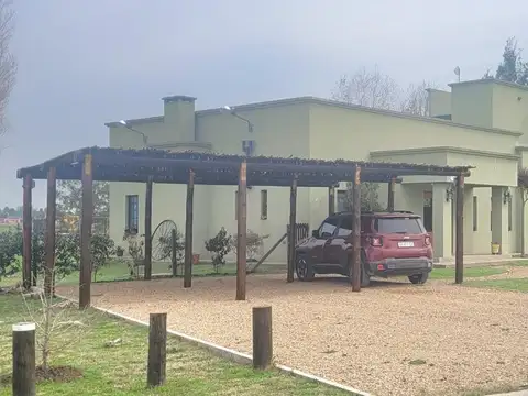VENTA CASA HERMOSA EN EL ESPINILLO