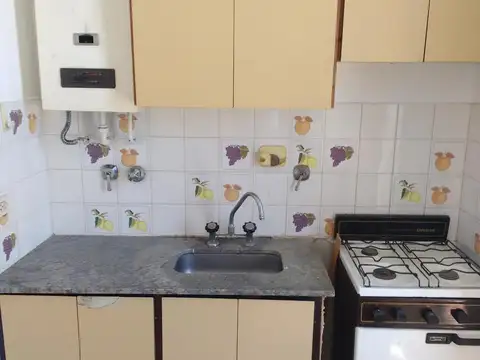 Departamento en Alquiler en Centro, $ 400.000
