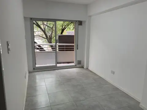 VENTA  DEPARTAMENTO 1 DORMITORIO AL FRENTE  CERRITO 180 ALQUILADO