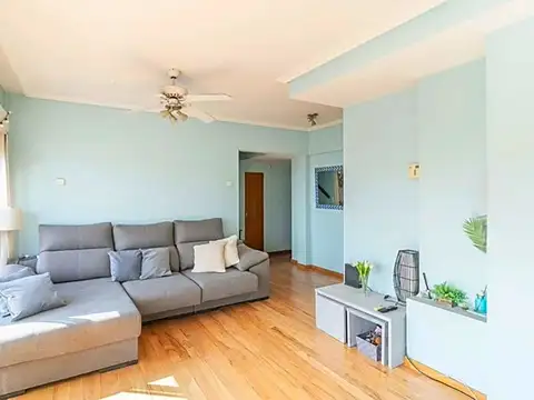 Departamento 4 ambientes con 3 baños