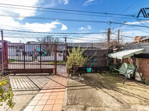 Casa en Venta con 1 cochera