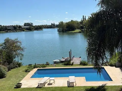 Casa  en Venta en Santa Barbara, Tigre, G.B.A. Zona Norte