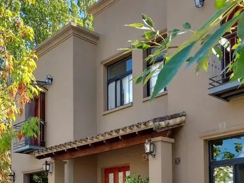 Casa  en Venta en Santa Barbara, Tigre, G.B.A. Zona Norte