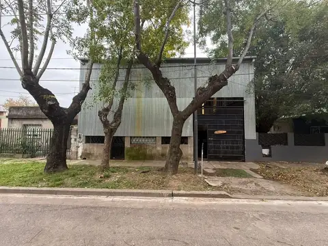 Galpon en Venta en Villa Santos Tesei, USD 135.000
