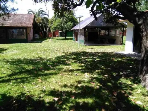 CASA QUINTA EN BERAZATEGUI