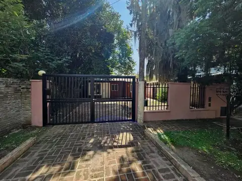 Casa en Funes