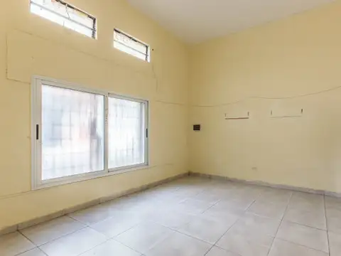 PH 3 AMBIENTES CON PATIO SIN EXPENSAS COGHLAN