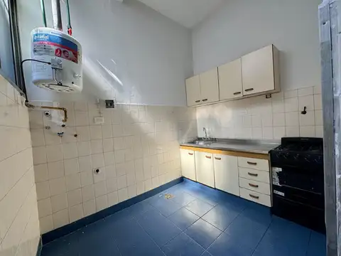 Oficina 2 ambientes con 1 baño