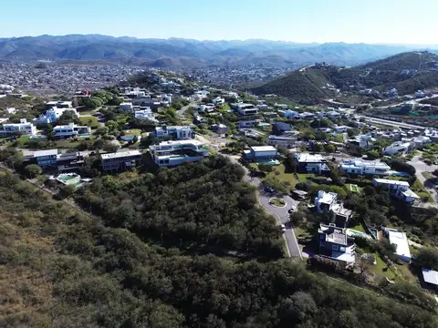 VENTA! ESPECTACULAR LOTE EN COUNTRY LA CUESTA CON VISTA PANORAMICA A LA RESERVA NATURAL