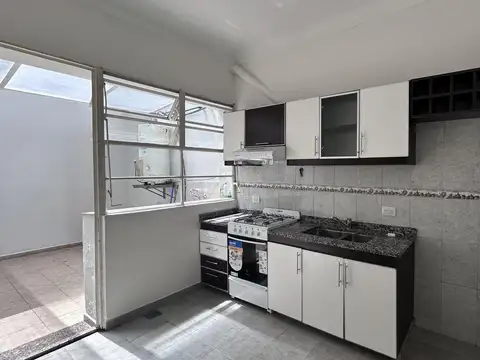 Depto Tipo Casa 4 ambientes con 1 baño
