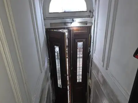 Local en alquiler en Palermo  primer piso 