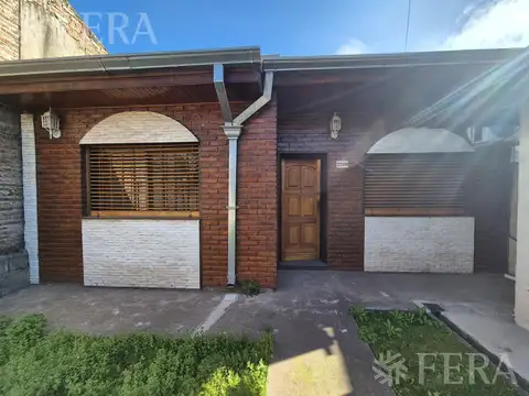 Venta PH 4 ambientes con jardín en Florencio Varela