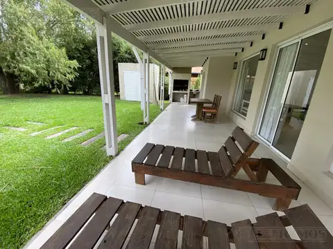 Casa en Venta de 4 dormitorios