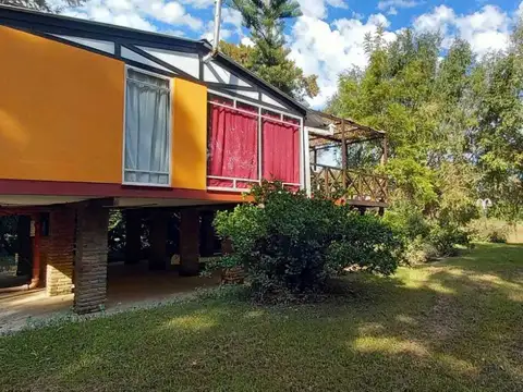 Casa 33 ambientes con 2 baños
