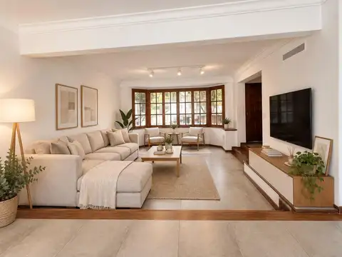 Casa en Venta con 3 cocheras