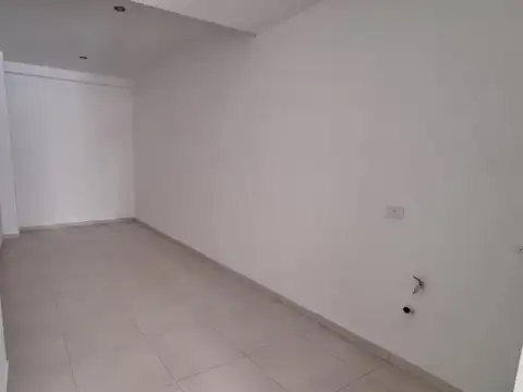 Local en Venta en Republica De La Sexta, USD 90.000