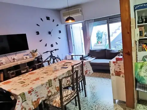 Depto Tipo Casa 2 ambientes con 1 baño