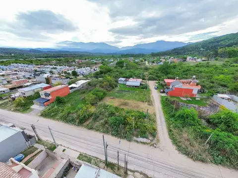 TERRENO EN B° LOS PERALES
