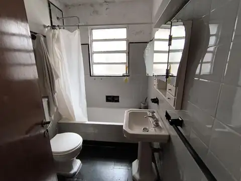Depto Tipo Casa 3 ambientes con 2 baños