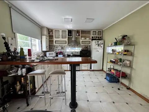 Casa en Venta en Villa Elisa, USD 170.000