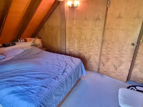 Casa en Alquiler con 4 cocheras