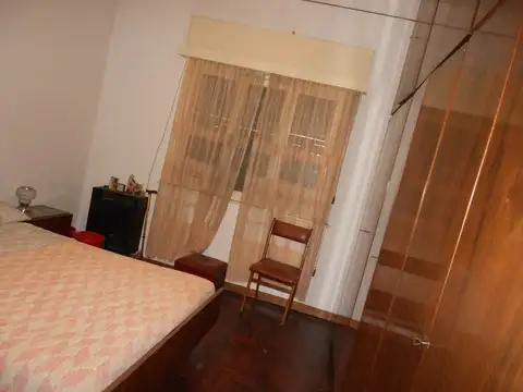 Solido PH    Multi -familiar con garage -patio- Quincho  y terraza -