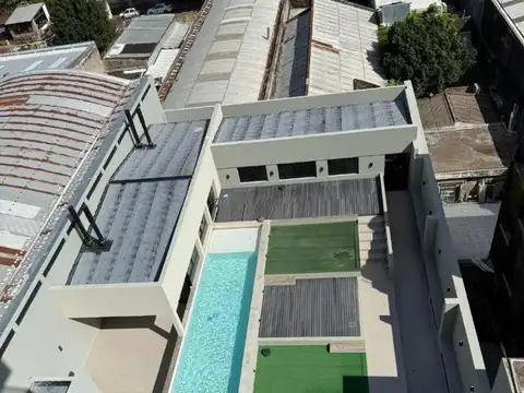 Avellaneda Bis 100, Piso 8