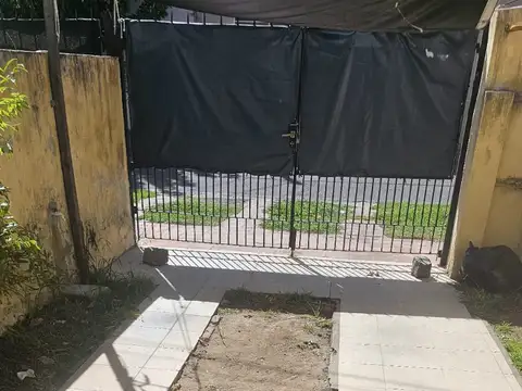 Depto Tipo Casa en Alquiler de 1 dormitorio