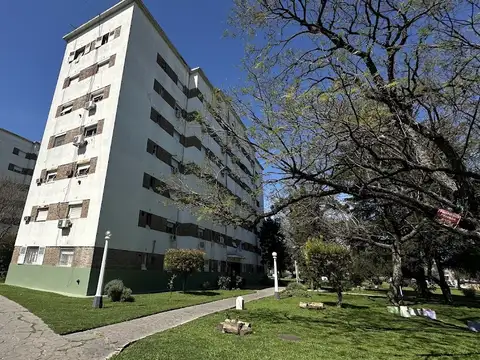 Avenida Olivera 600, Piso 2