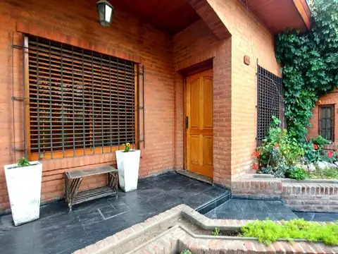 Esteban Echeverria 1900