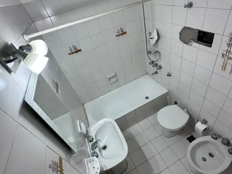 Departamento 2 ambientes piso 13 en alquiler