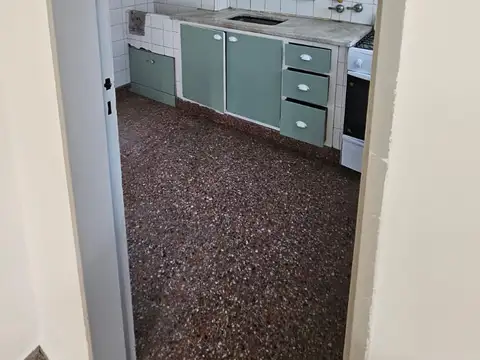 Departamento en Alquiler en Balvanera, $ 590.000