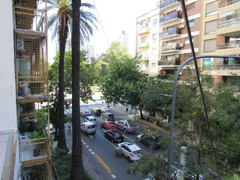 Avenida Coronel Díaz 2500, Piso 3