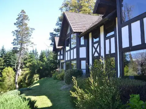 Casa en Venta de 9 dormitorios