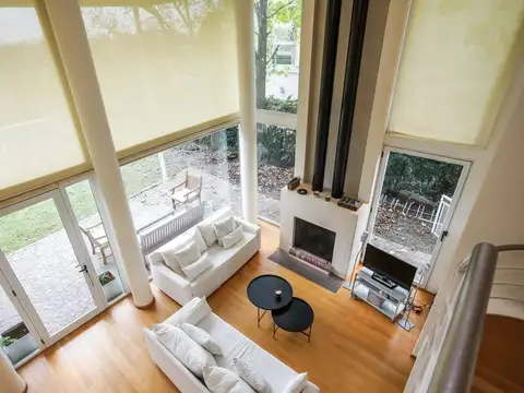 Casa 5 ambientes con 2 baños