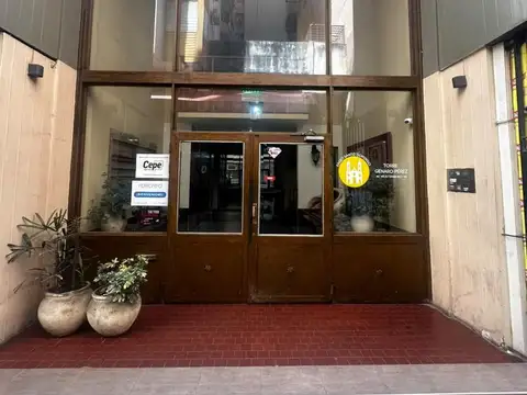 Oficina en Venta con 1 cochera