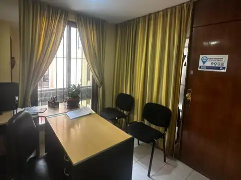 Oficina en Venta 40 años