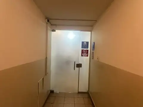 Oficina 4 ambientes con 1 baño
