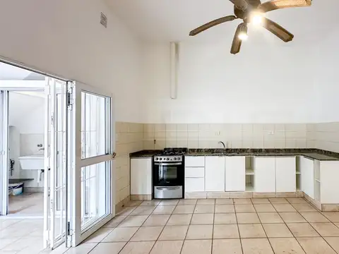 Depto Tipo Casa en Venta con 1 cocheras