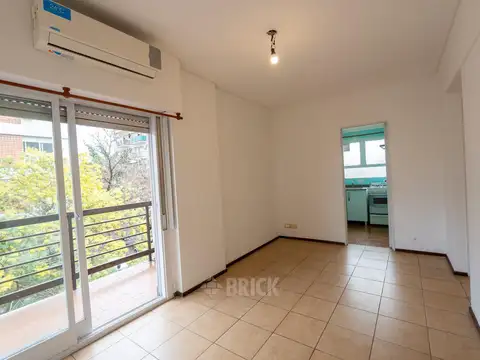MORELOS AL 600 - T/AL FRENTE EN ESQUINA 36 M2 IMPEC BALCON T/SOL APTO PROFESIONAL