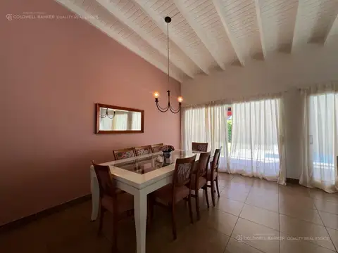 Casa en Alquiler Temporal con 2 cocheras