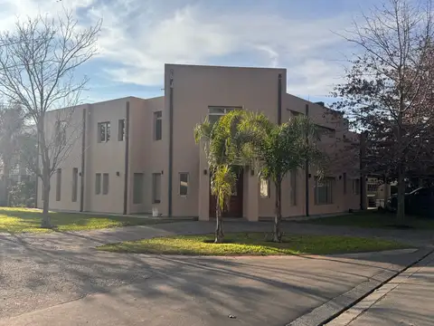 Barrio Cerrado Weston