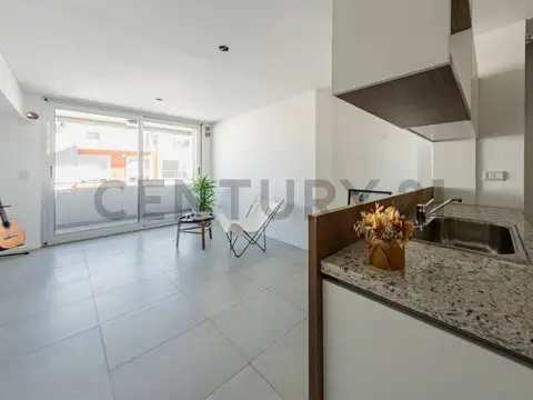 Colón 18800, Piso 0