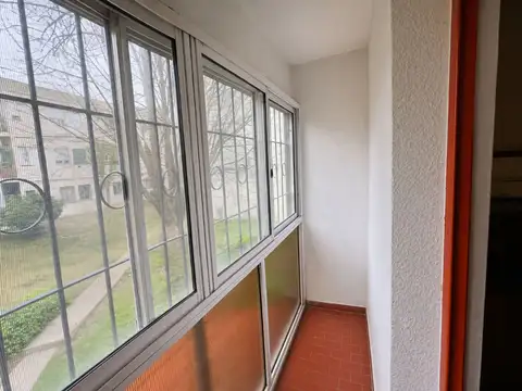 VENTA 3 Ambientes en Muy Buen Estado – Centenario