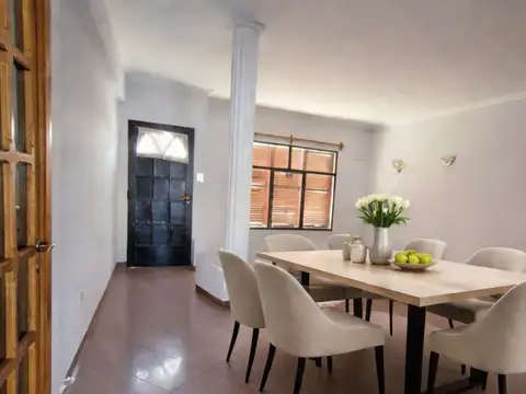 Casa 3 dormitorios y dependencias